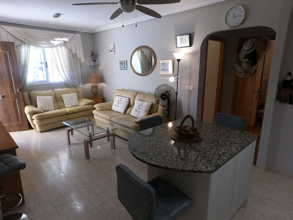 For sale - 2 Bedroom 1 Bathroom Apartment - Ground Floor Apartment in Orihuela - Playa Flamenca  - Alicante