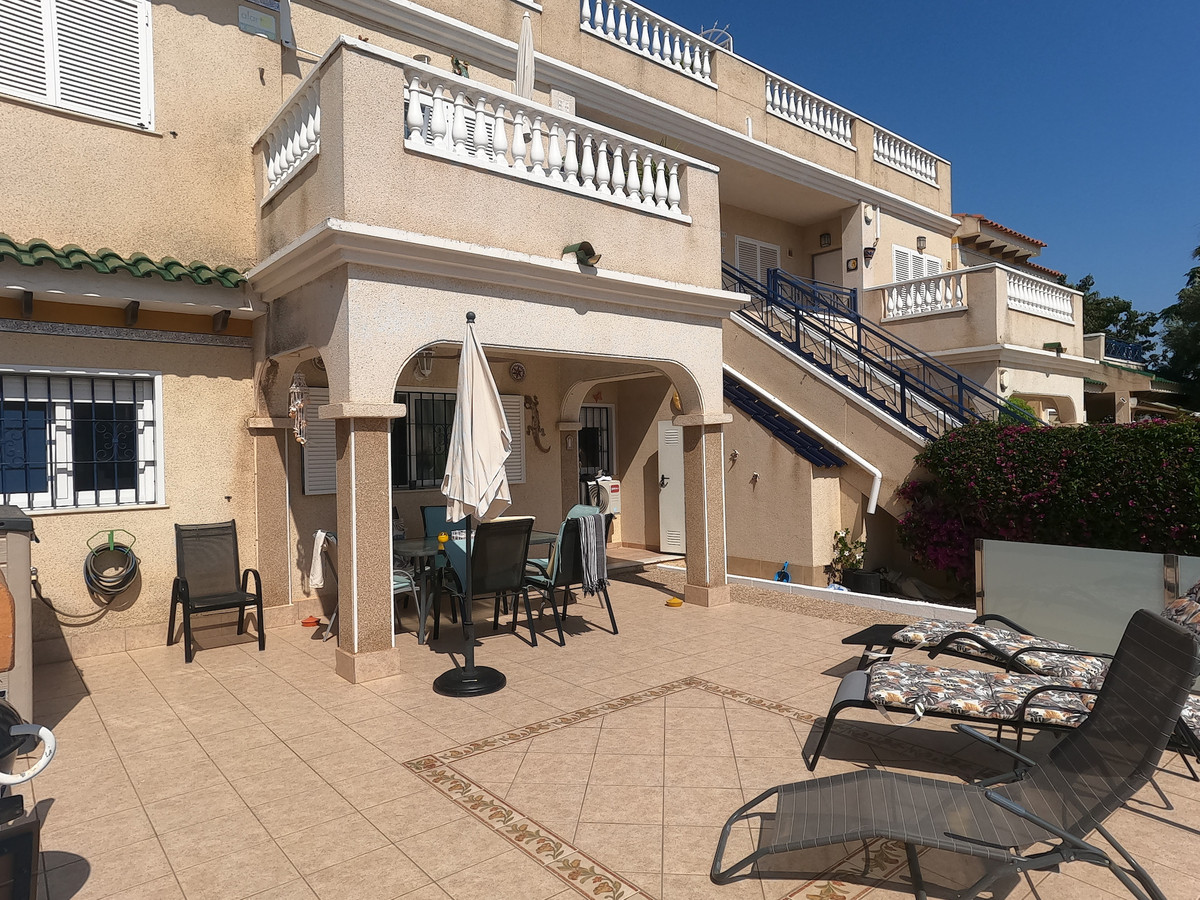 For sale - 2 Bedroom 1 Bathroom Apartment - Ground Floor Apartment in Orihuela - Playa Flamenca  - Alicante
