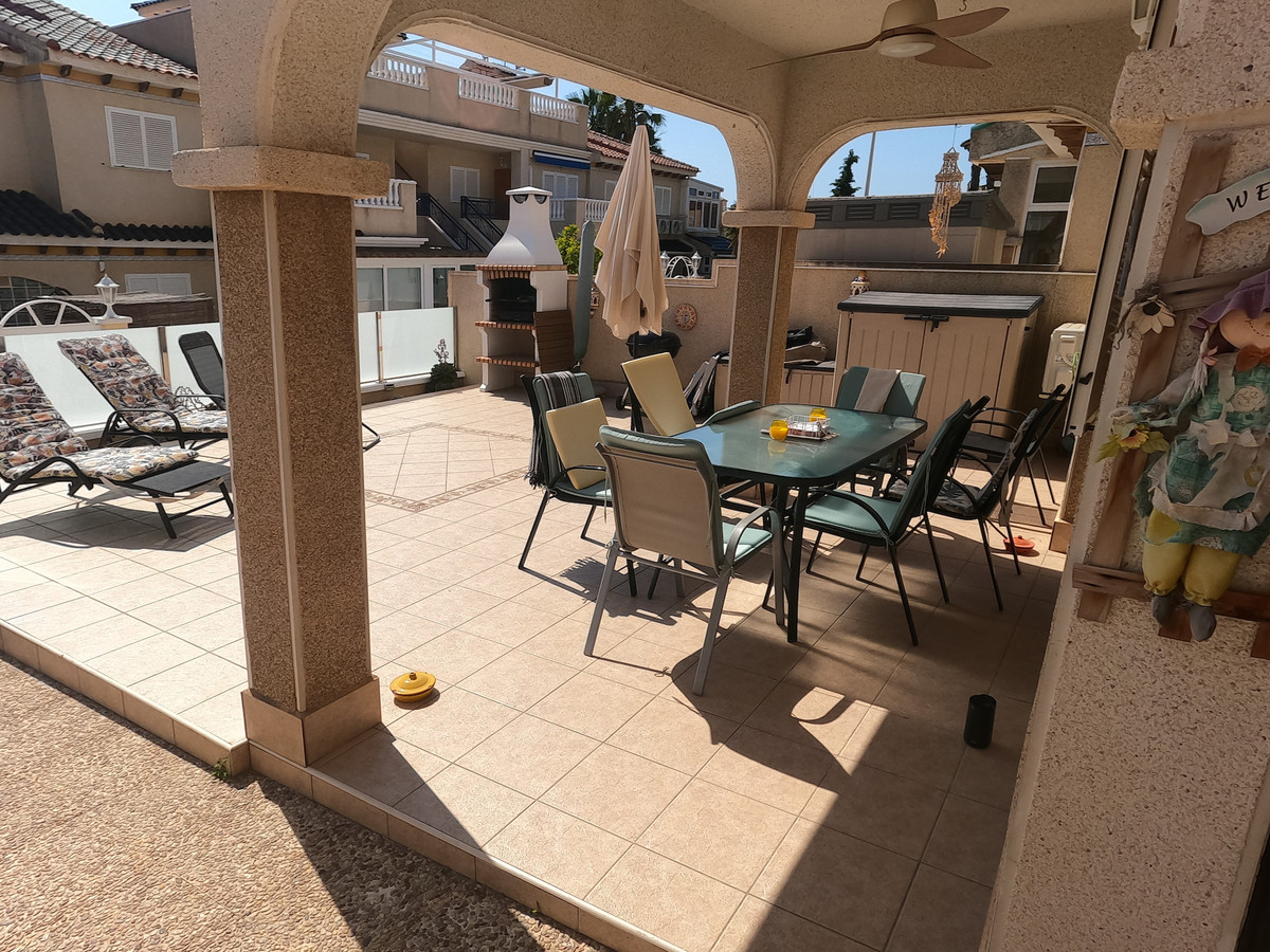 For sale - 2 Bedroom 1 Bathroom Apartment - Ground Floor Apartment in Orihuela - Playa Flamenca  - Alicante