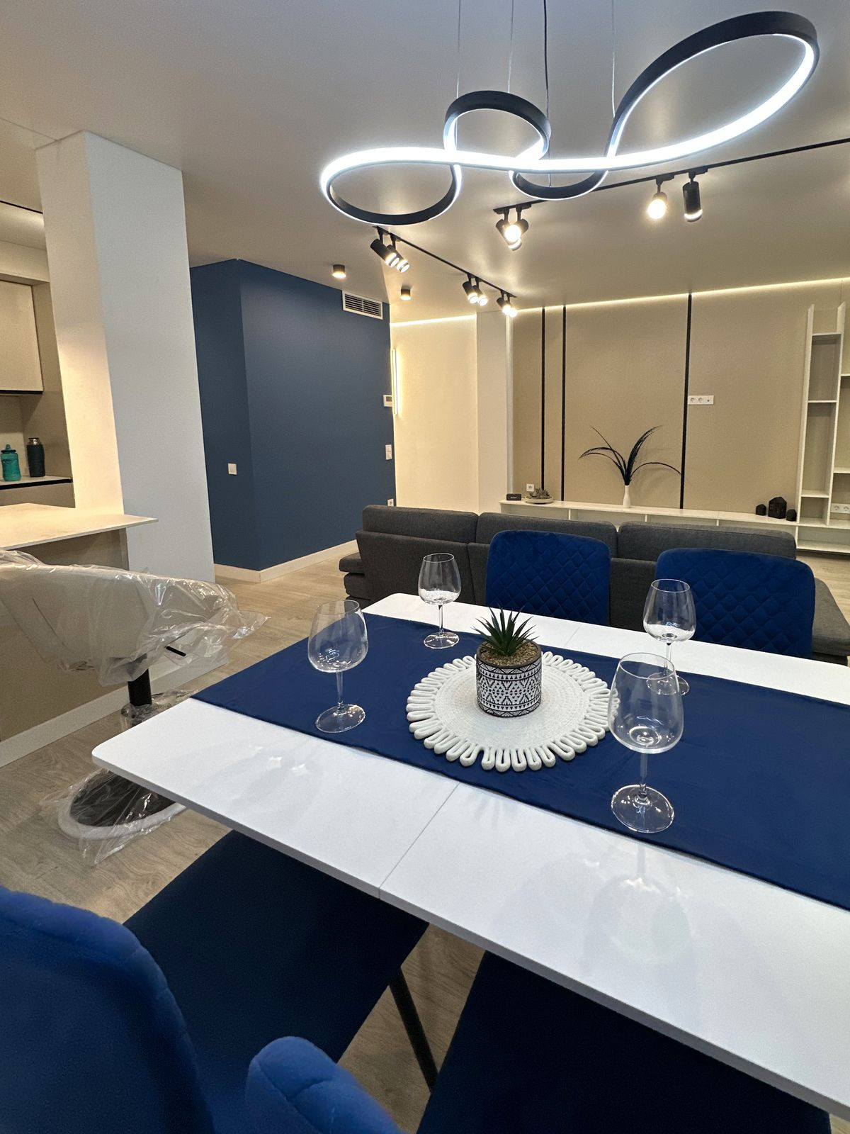 For sale - 2 Bedroom 2 Bathroom Apartment - Middle Floor Apartment in Torrevieja - Torrevieja Centro  - Alicante