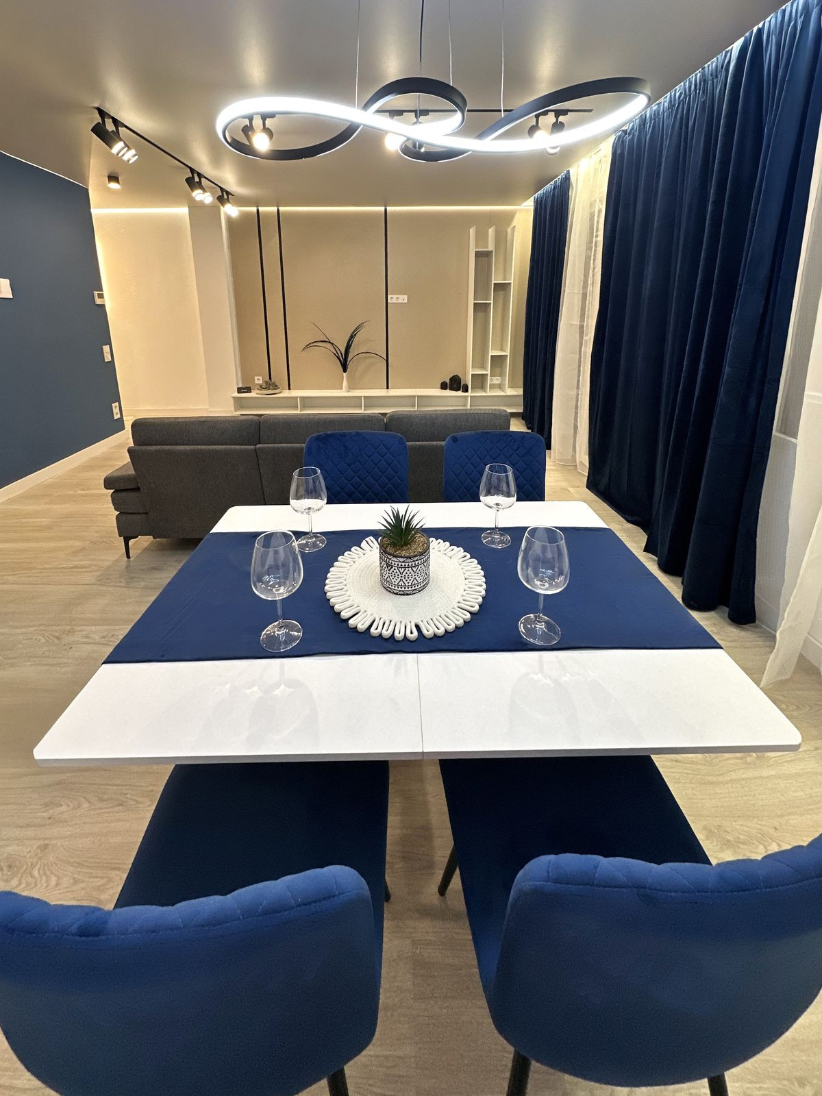 For sale - 2 Bedroom 2 Bathroom Apartment - Middle Floor Apartment in Torrevieja - Torrevieja Centro  - Alicante