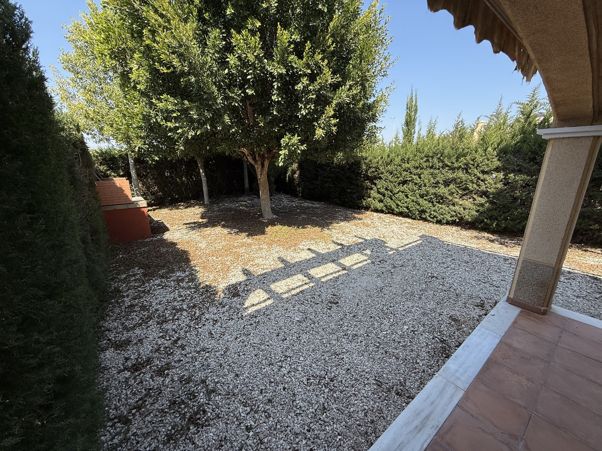 For sale - 3 Bedroom 2 Bathroom House - Townhouse in Orihuela - Mil Palmeras  - Alicante