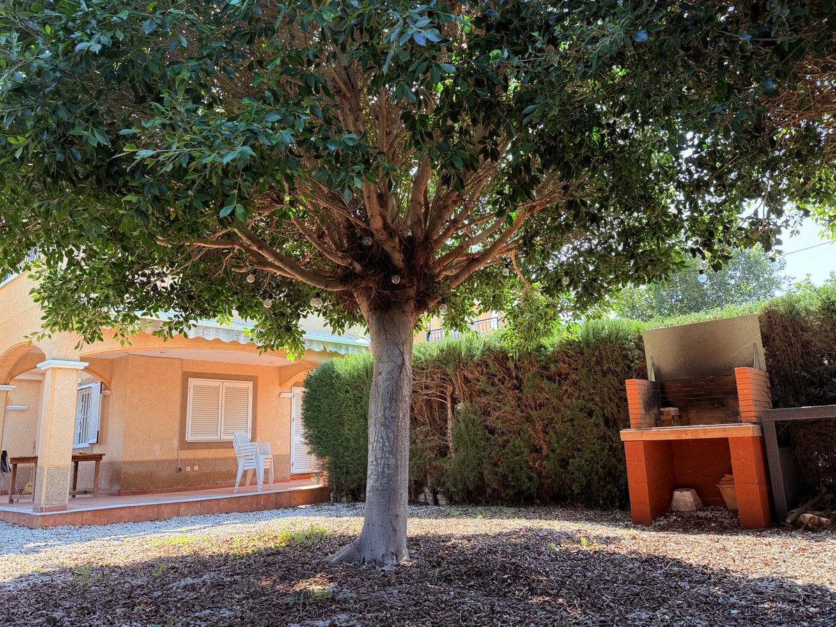 For sale - 3 Bedroom 2 Bathroom House - Townhouse in Orihuela - Mil Palmeras  - Alicante