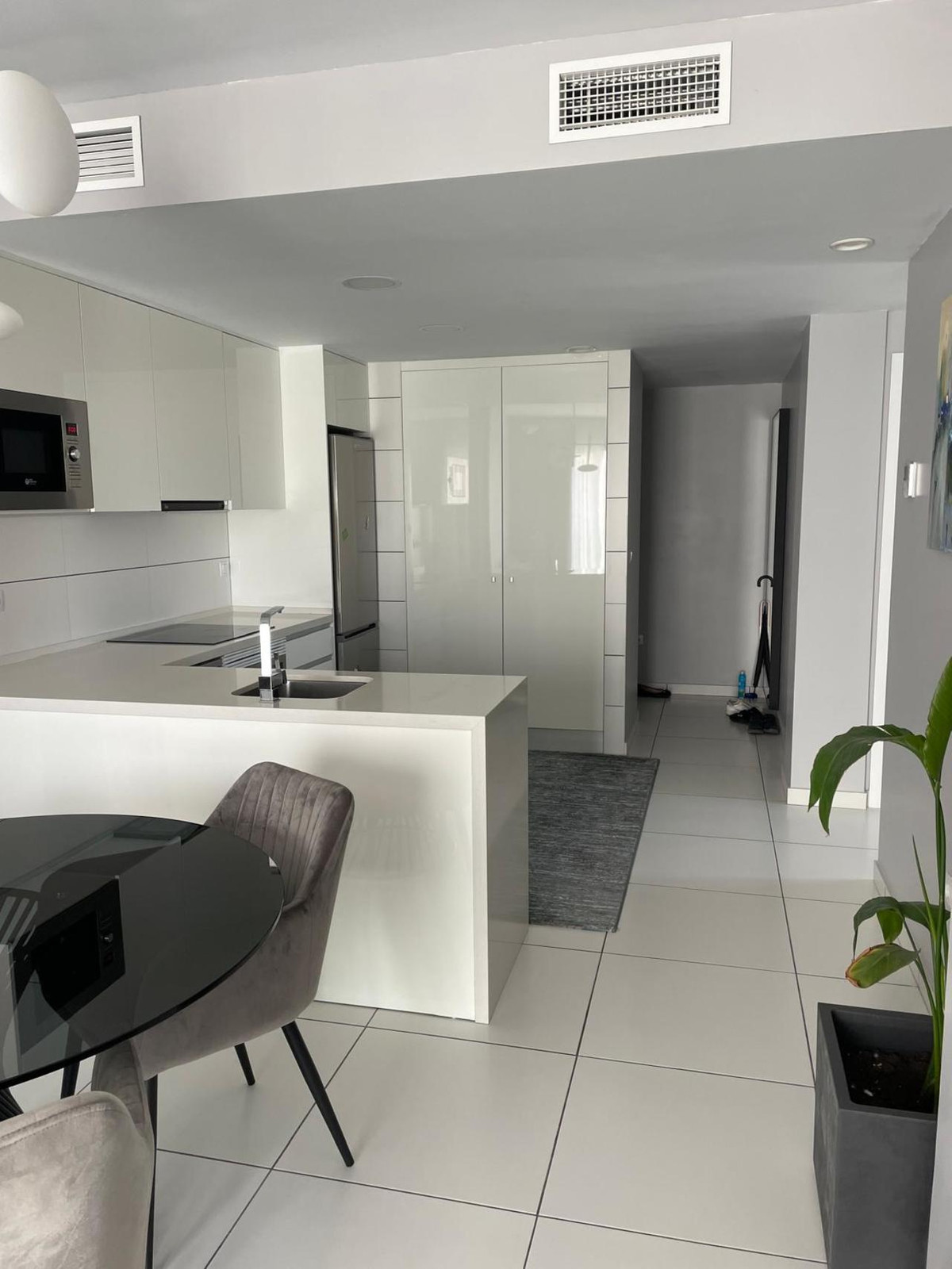 For sale - 2 Bedroom 2 Bathroom Apartment - Middle Floor Apartment in Orihuela - Villamartin  - Alicante
