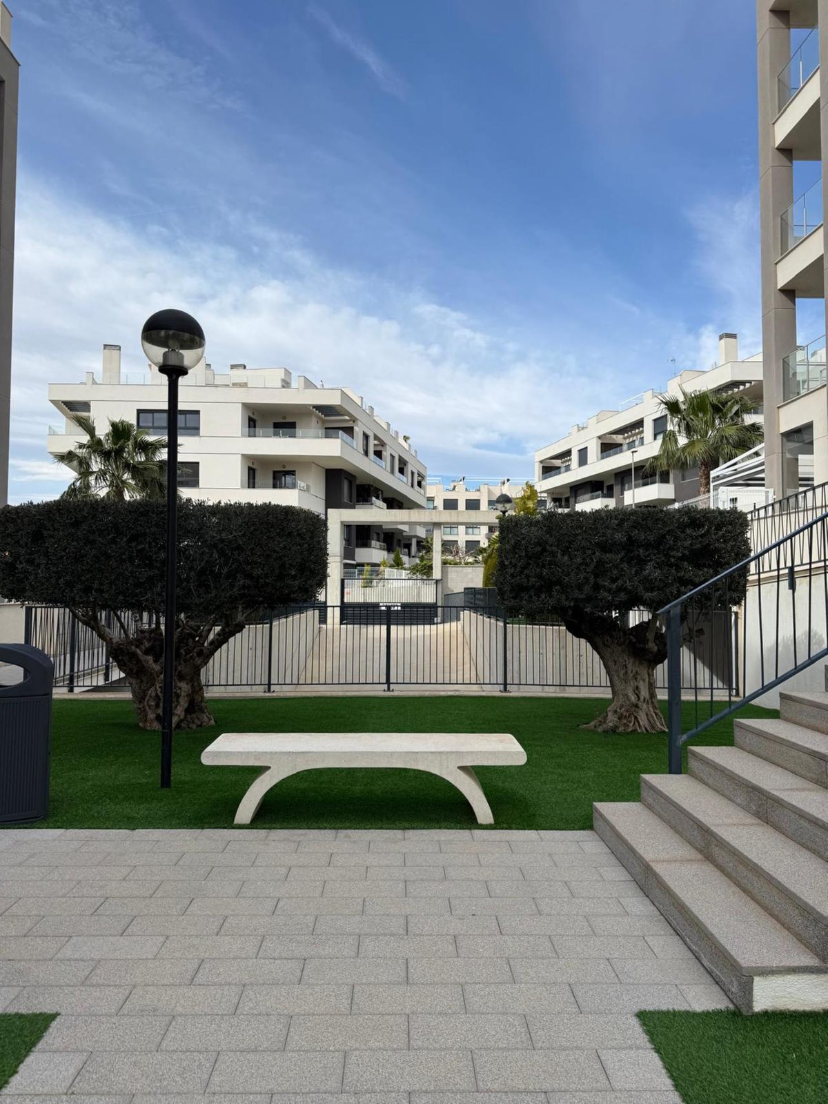 For sale - 2 Bedroom 2 Bathroom Apartment - Middle Floor Apartment in Orihuela - Villamartin  - Alicante