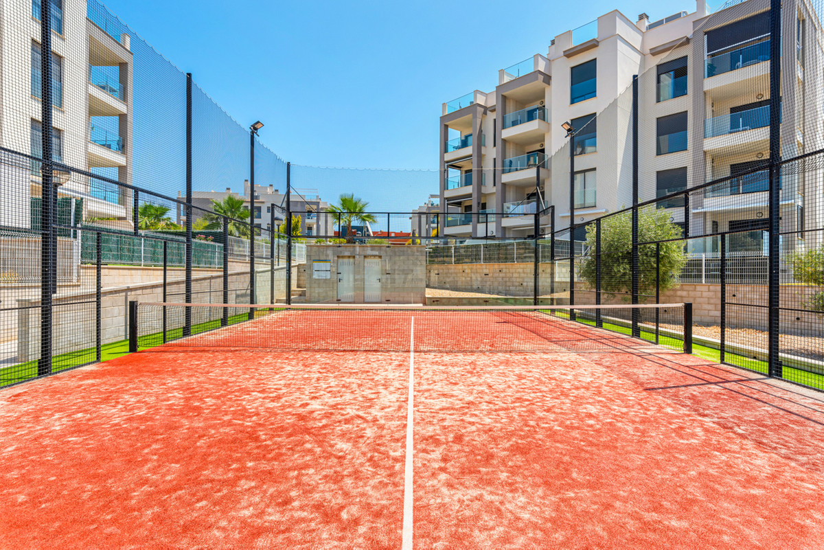 For sale - 2 Bedroom 2 Bathroom Apartment - Middle Floor Apartment in Orihuela - Villamartin  - Alicante