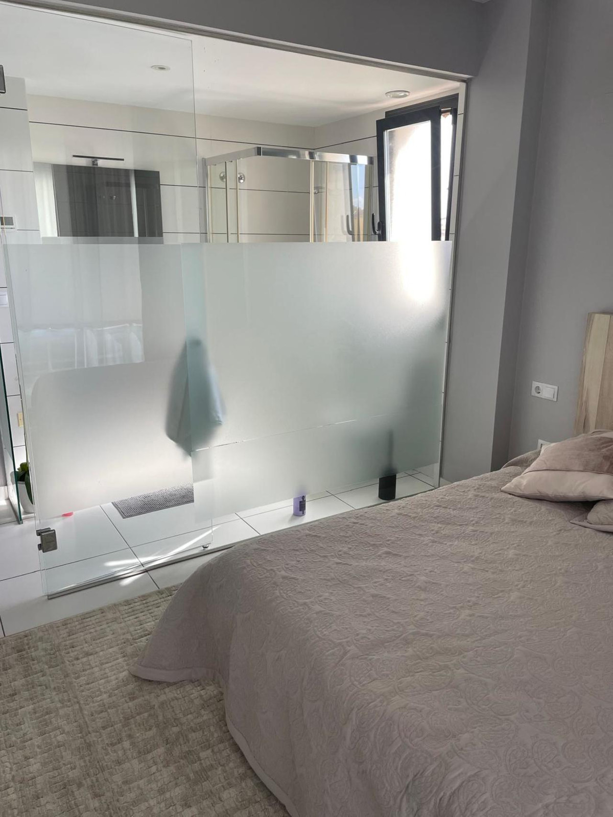 For sale - 2 Bedroom 2 Bathroom Apartment - Middle Floor Apartment in Orihuela - Villamartin  - Alicante