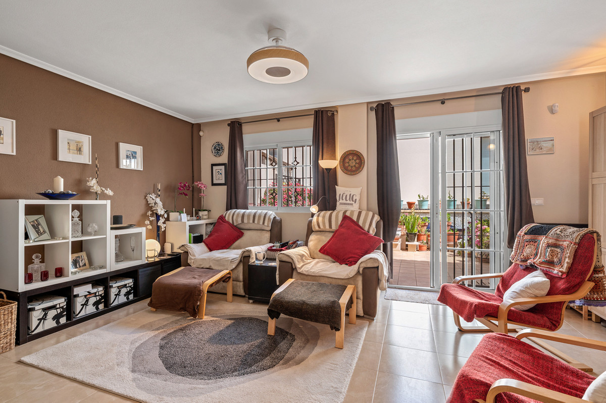 For sale - 2 Bedroom 1 Bathroom House - Townhouse in San Miguel de Salinas - San Miguel de Salinas Centro  - Alicante