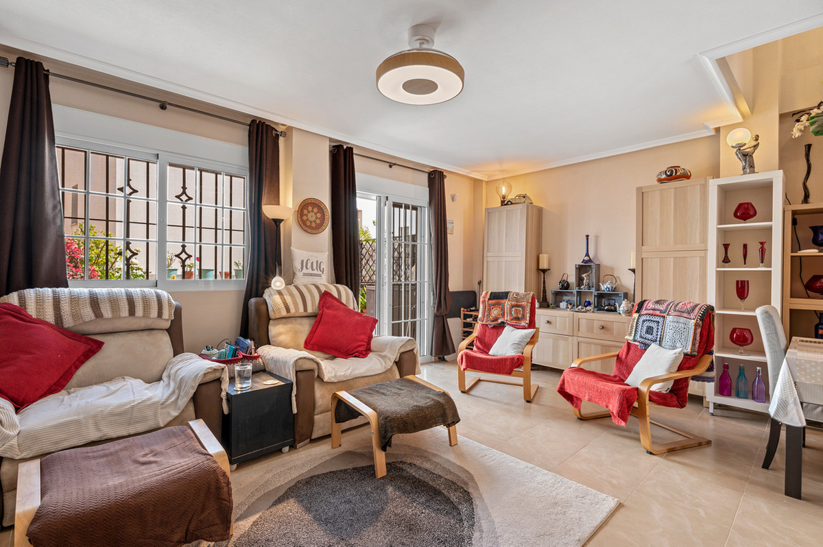 For sale - 2 Bedroom 1 Bathroom House - Townhouse in San Miguel de Salinas - San Miguel de Salinas Centro  - Alicante