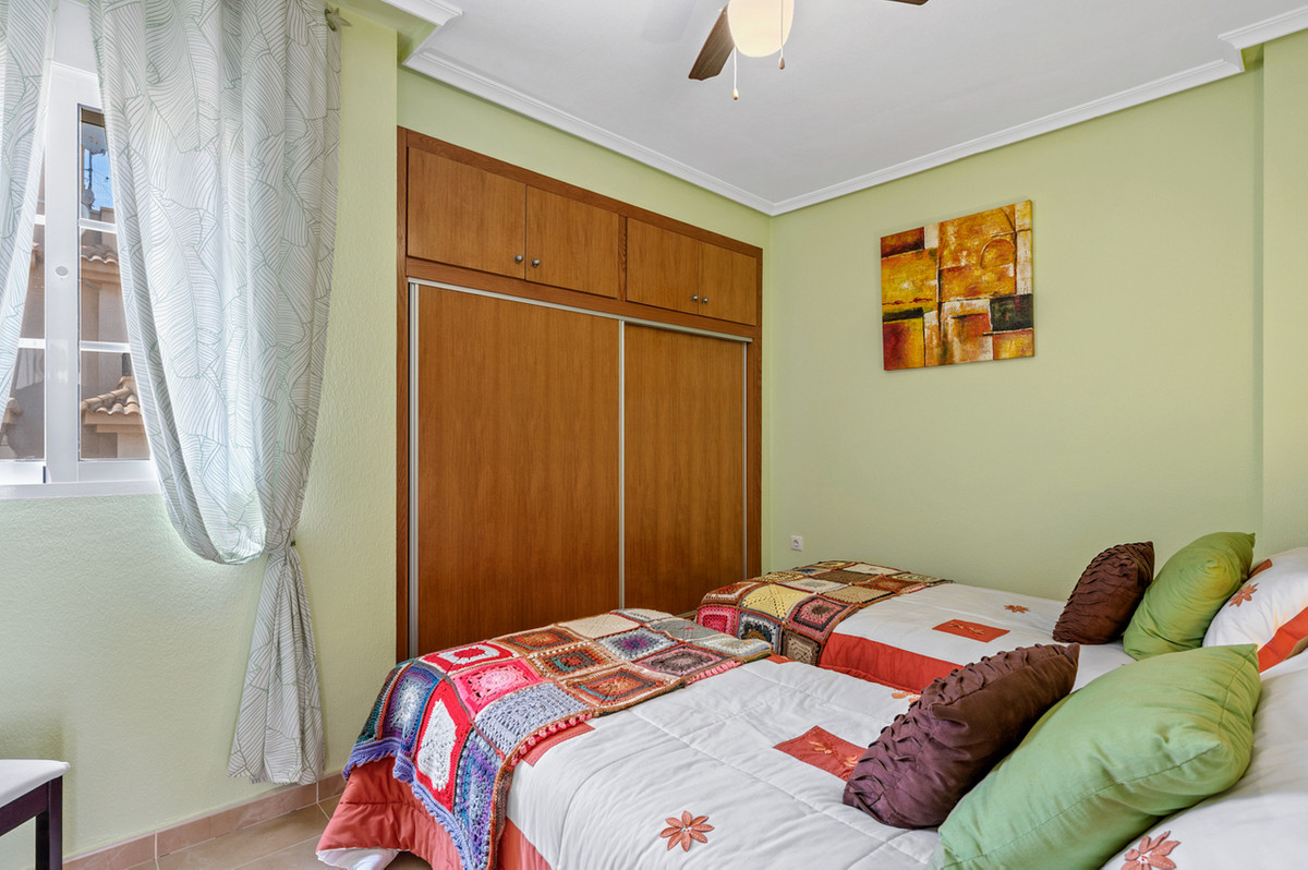 For sale - 2 Bedroom 1 Bathroom House - Townhouse in San Miguel de Salinas - San Miguel de Salinas Centro  - Alicante
