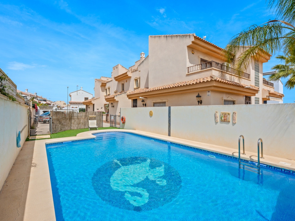2 Bedroom 1 Bathroom House - Townhouse in San Miguel de Salinas