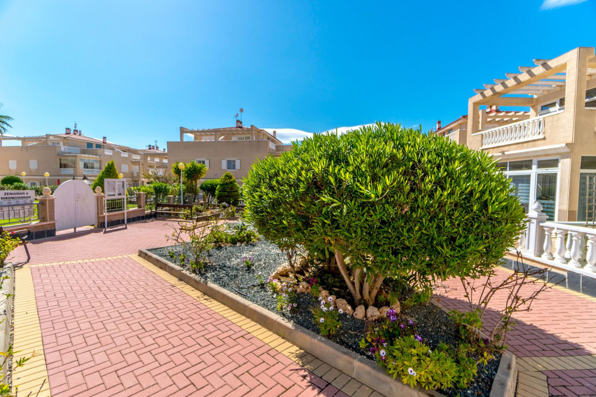 For sale - 1 Bedroom 1 Bathroom Apartment - Ground Floor Apartment in Orihuela - La Zenia  - Alicante
