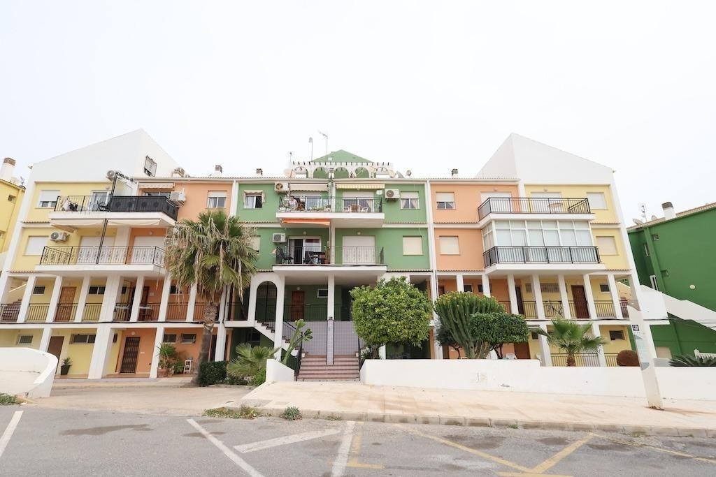 1 Bedroom 1 Bathroom Apartment - Middle Floor Apartment in Torrevieja