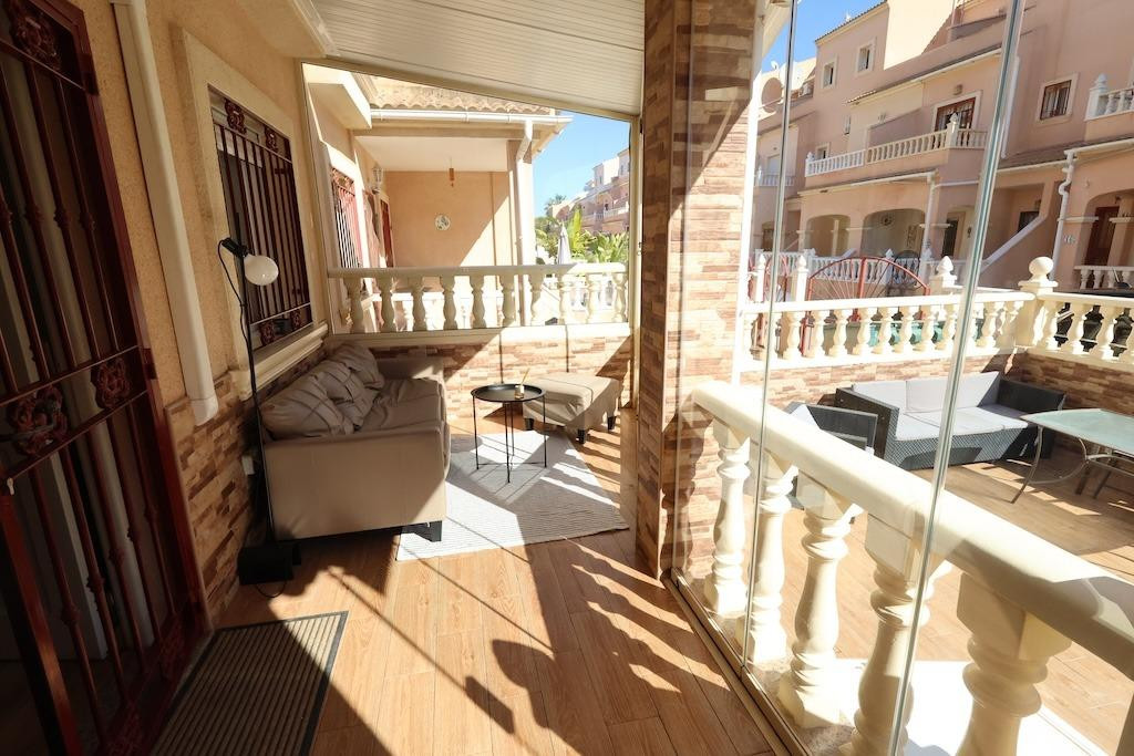 For sale - 3 Bedroom 2 Bathroom Apartment - Duplex in Orihuela - La Zenia  - Alicante