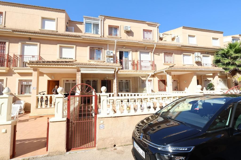 For sale - 3 Bedroom 2 Bathroom Apartment - Duplex in Orihuela - La Zenia  - Alicante