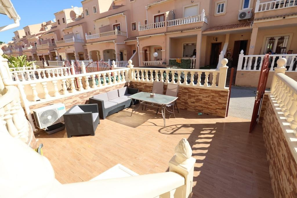 For sale - 3 Bedroom 2 Bathroom Apartment - Duplex in Orihuela - La Zenia  - Alicante