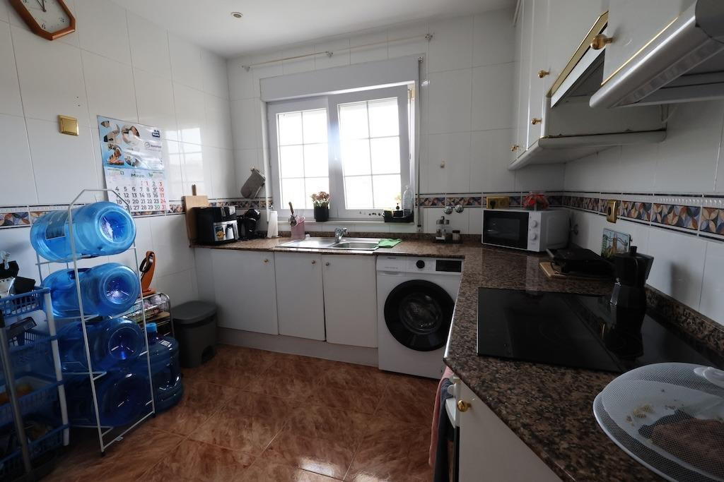 For sale - 3 Bedroom 2 Bathroom Apartment - Penthouse in Torrevieja - Torrevieja Centro  - Alicante