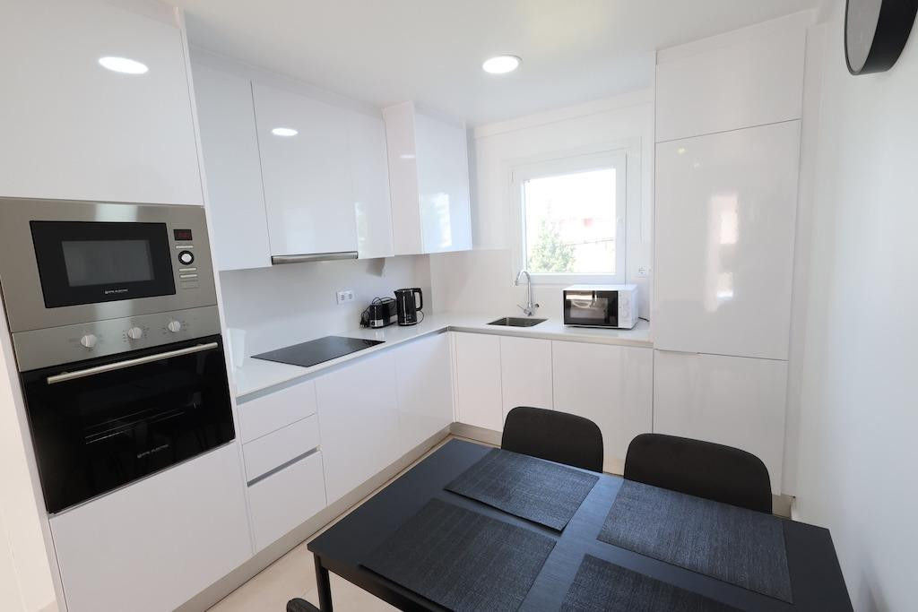 For sale - 2 Bedroom 1 Bathroom House - Bungalow in Orihuela - La Zenia  - Alicante