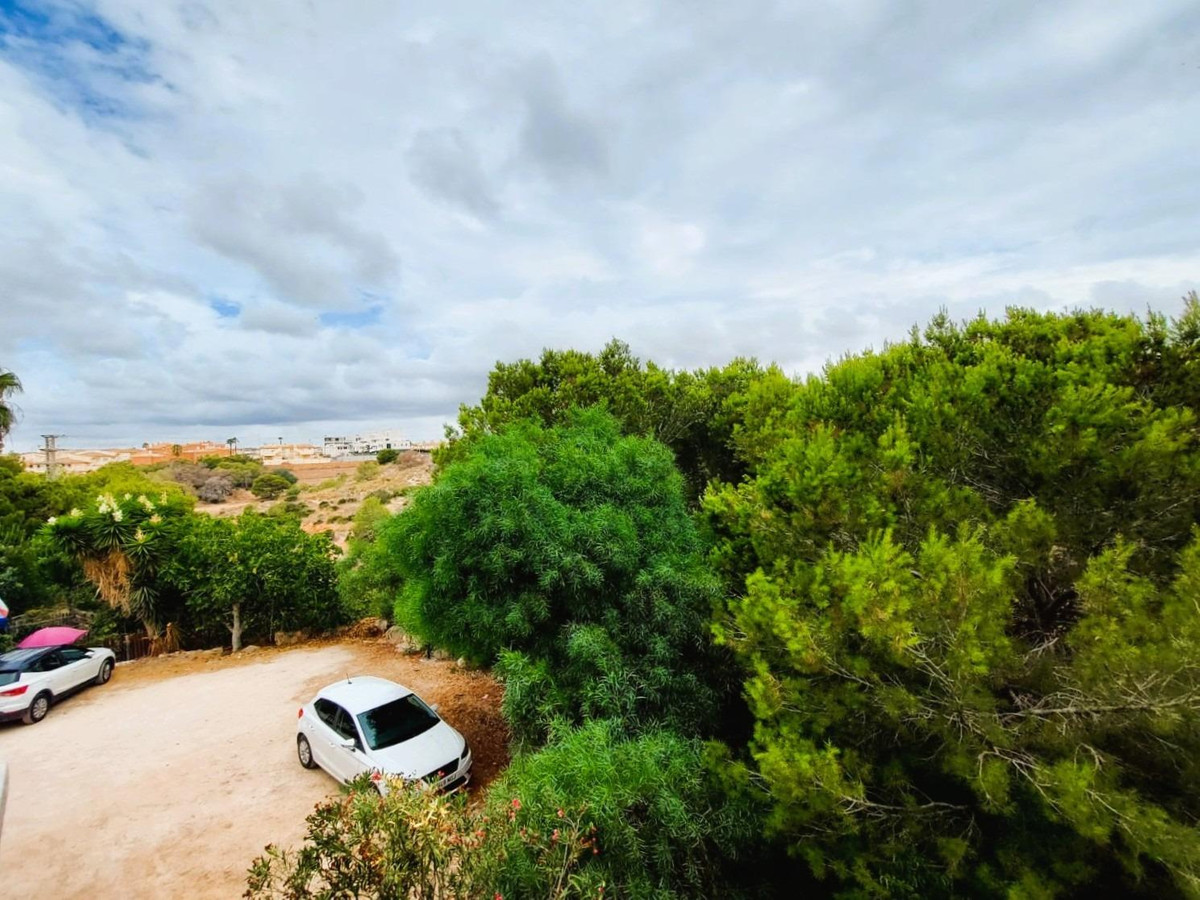 For sale - 2 Bedroom 1 Bathroom Apartment - Middle Floor Apartment in Orihuela - Playa Flamenca  - Alicante