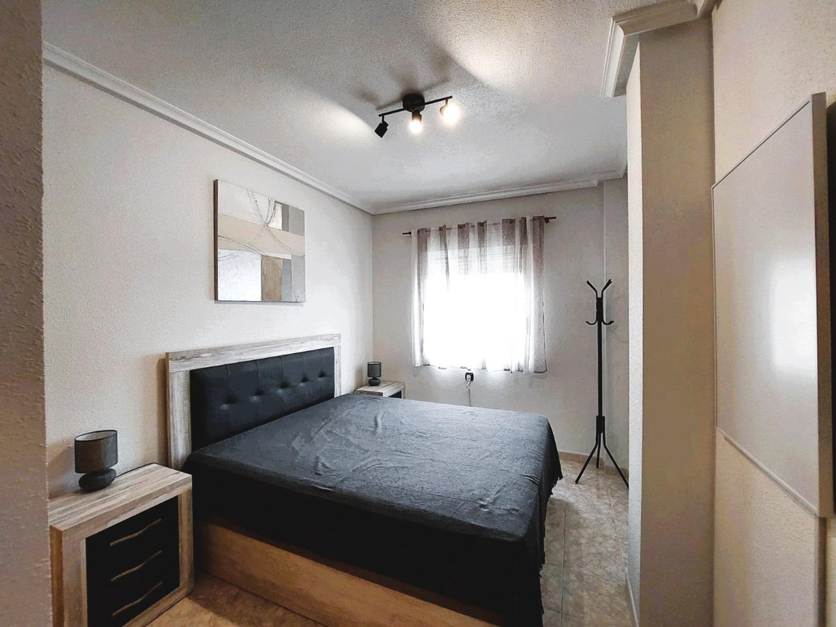 For sale - 2 Bedroom 1 Bathroom Apartment - Middle Floor Apartment in Orihuela - Playa Flamenca  - Alicante