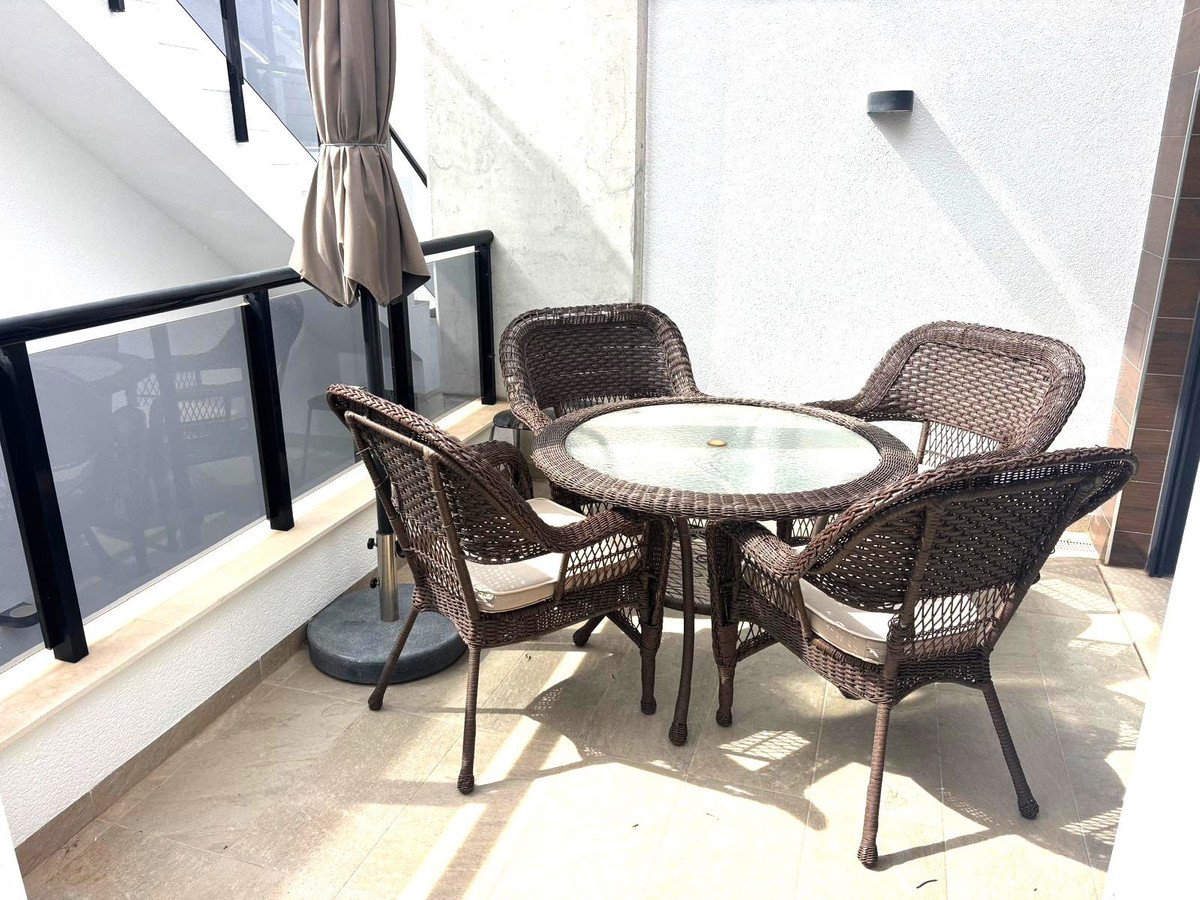 For sale - 2 Bedroom 2 Bathroom Apartment - Top Floor Apartment in Guardamar del Segura - Guardamar del Segura Centro  - Alicante