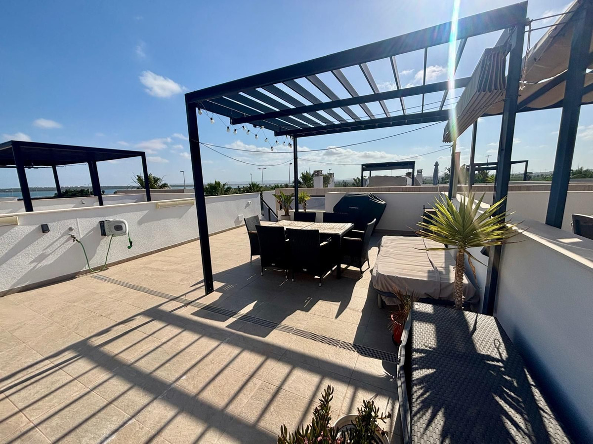 For sale - 2 Bedroom 2 Bathroom Apartment - Top Floor Apartment in Guardamar del Segura - Guardamar del Segura Centro  - Alicante