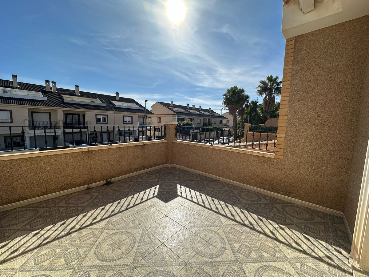 For sale - 3 Bedroom 2 Bathroom House - Townhouse in San Javier - Santiago de la Ribera  - Murcia