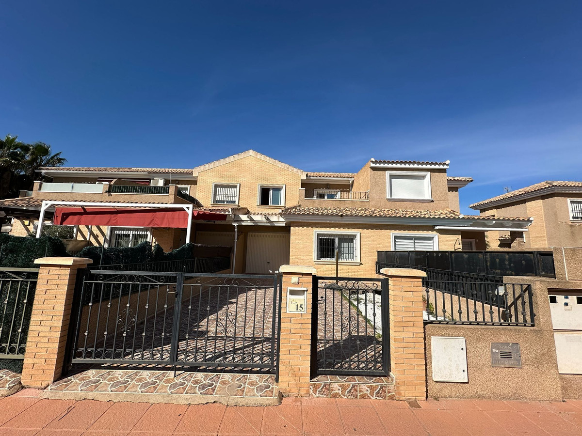 For sale - 3 Bedroom 2 Bathroom House - Townhouse in San Javier - Santiago de la Ribera  - Murcia