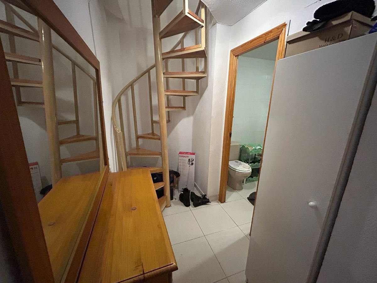 For sale - 1 Bedroom 2 Bathroom Apartment - Top Floor Apartment in Torrevieja - Torrevieja Centro  - Alicante