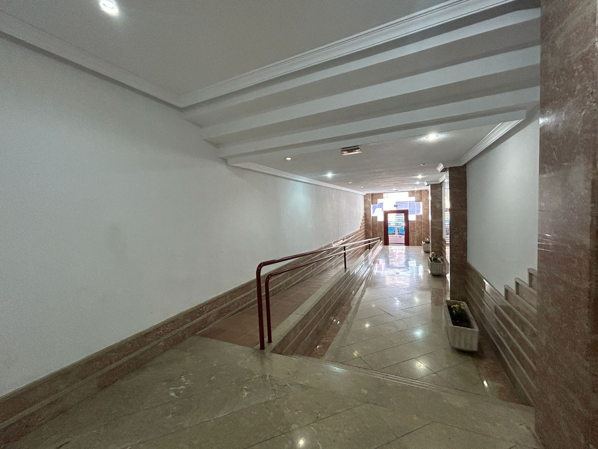 For sale - 1 Bedroom 2 Bathroom Apartment - Top Floor Apartment in Torrevieja - Torrevieja Centro  - Alicante