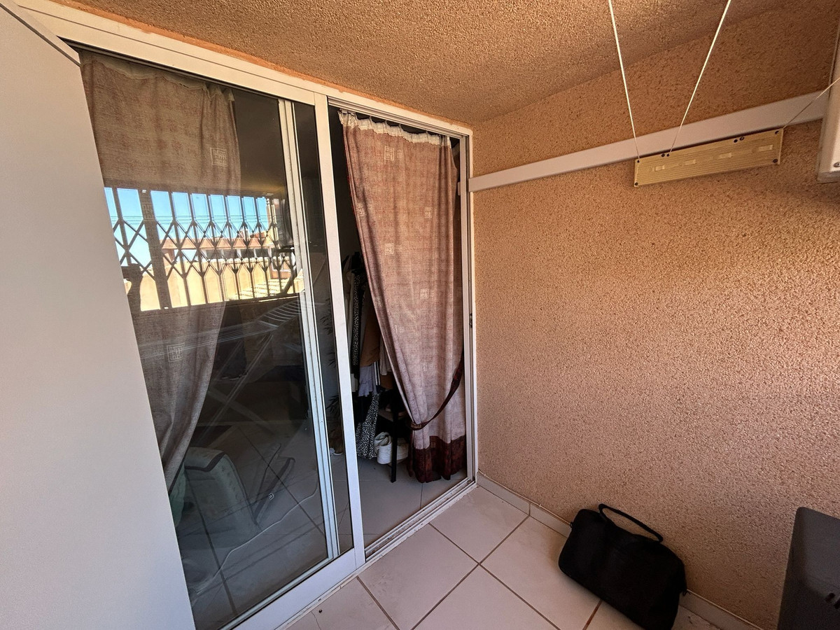For sale - 1 Bedroom 2 Bathroom Apartment - Top Floor Apartment in Torrevieja - Torrevieja Centro  - Alicante