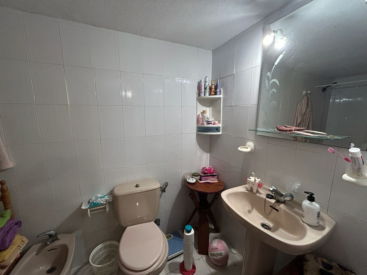 For sale - 1 Bedroom 2 Bathroom Apartment - Top Floor Apartment in Torrevieja - Torrevieja Centro  - Alicante