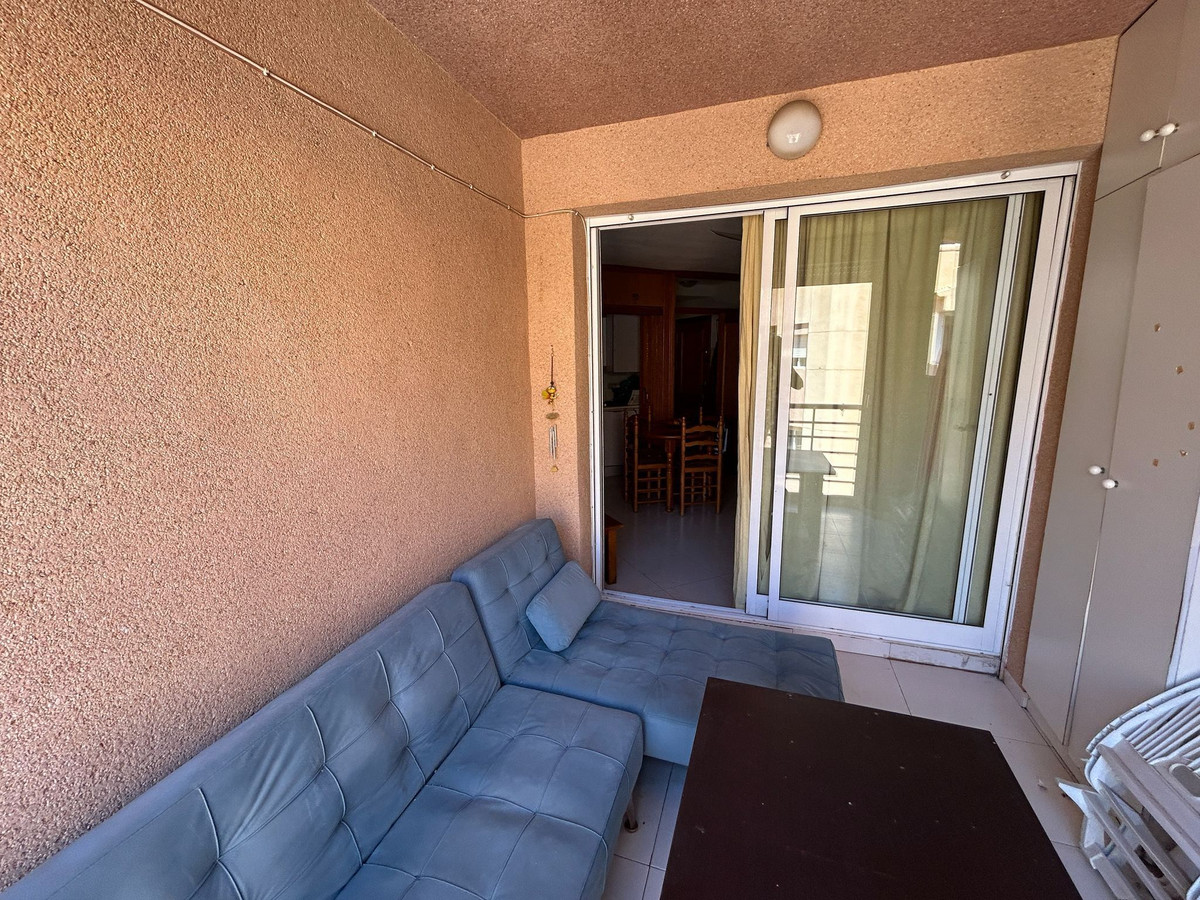 For sale - 1 Bedroom 2 Bathroom Apartment - Top Floor Apartment in Torrevieja - Torrevieja Centro  - Alicante