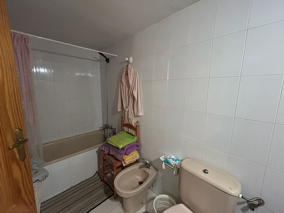 For sale - 1 Bedroom 2 Bathroom Apartment - Top Floor Apartment in Torrevieja - Torrevieja Centro  - Alicante