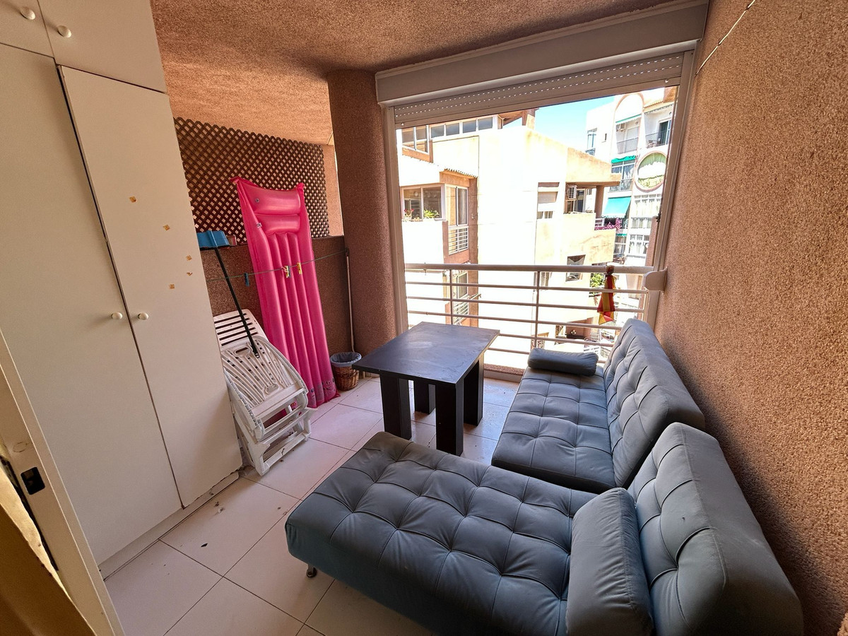 For sale - 1 Bedroom 2 Bathroom Apartment - Top Floor Apartment in Torrevieja - Torrevieja Centro  - Alicante