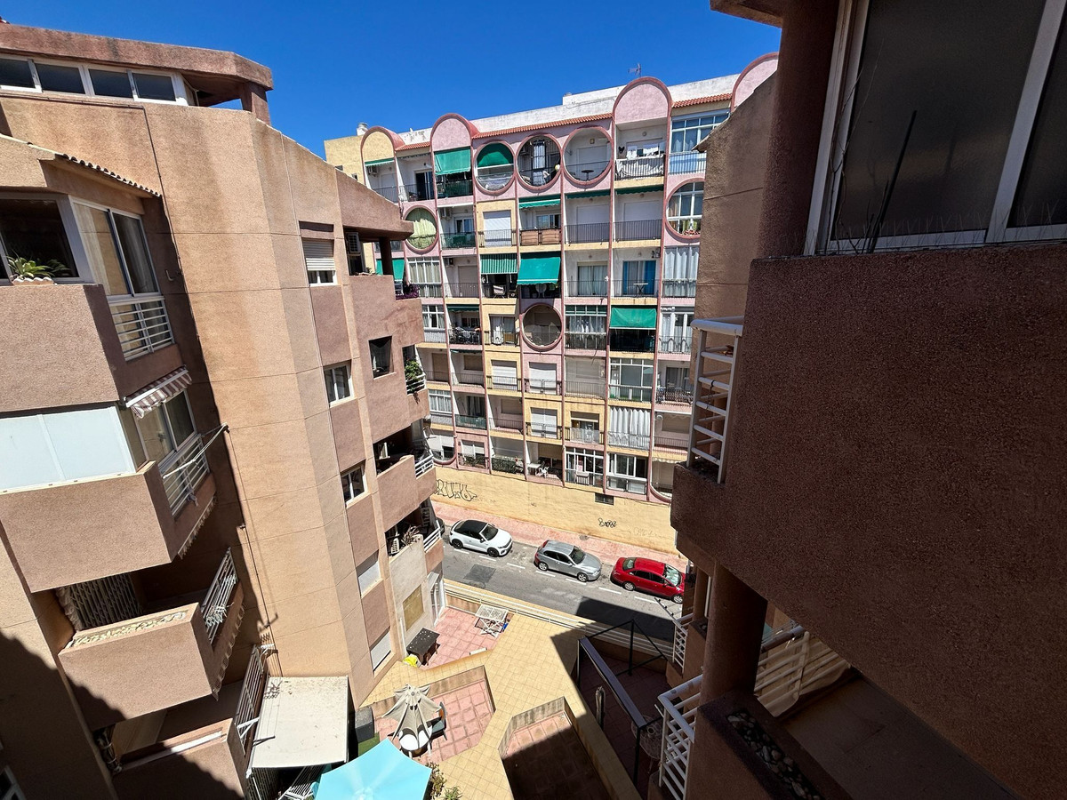 For sale - 1 Bedroom 2 Bathroom Apartment - Top Floor Apartment in Torrevieja - Torrevieja Centro  - Alicante