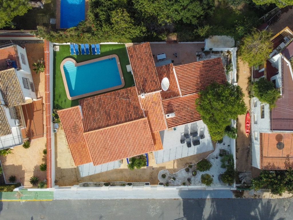 8 Bedroom 5 Bathroom House - Detached Villa in Orihuela
