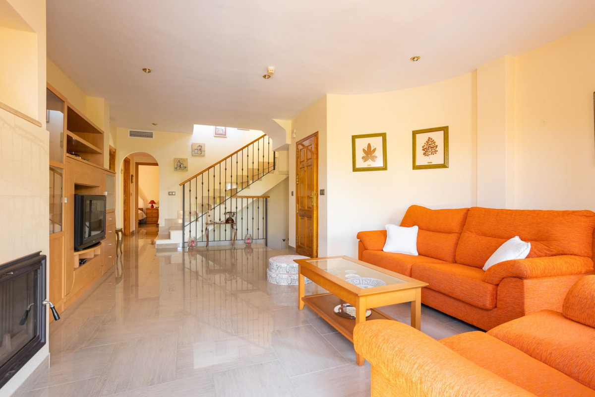 For sale - 3 Bedroom 2 Bathroom House - Detached Villa in Cartagena - Playa Honda  - Murcia