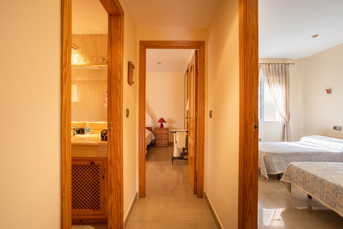 For sale - 3 Bedroom 2 Bathroom House - Detached Villa in Cartagena - Playa Honda  - Murcia