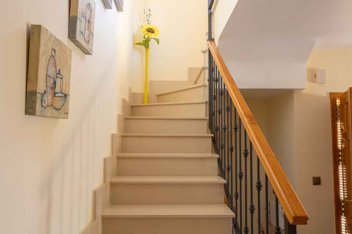 For sale - 3 Bedroom 2 Bathroom House - Detached Villa in Cartagena - Playa Honda  - Murcia