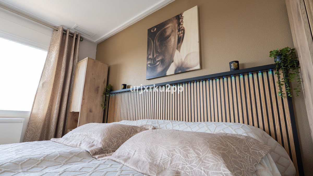 For sale - 3 Bedroom 2 Bathroom Apartment in Villamartin  - Villamartin  - Alicante