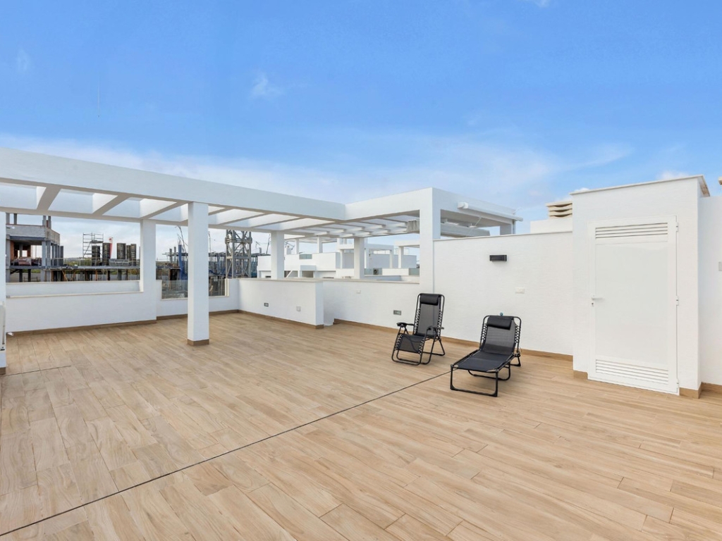 2 Bedroom 2 Bathroom Apartment - Penthouse in Torrevieja
