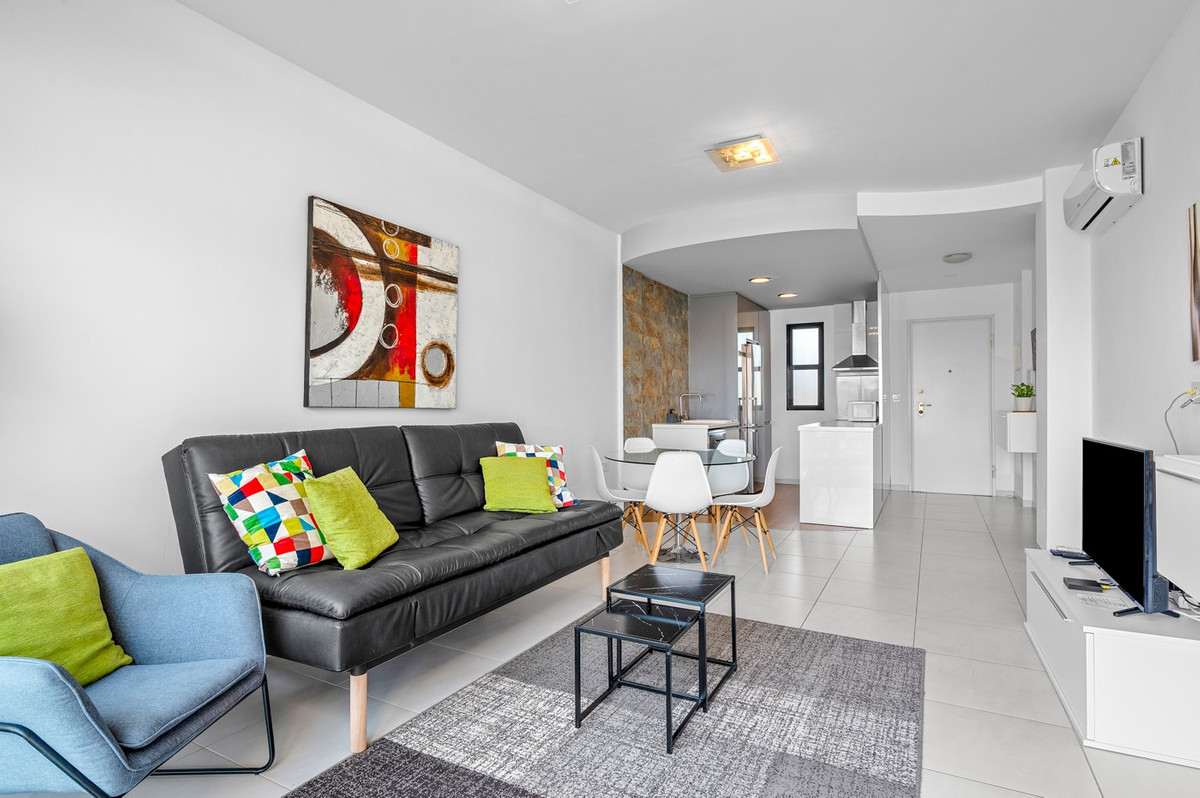 For sale - 2 Bedroom 2 Bathroom Apartment - Middle Floor Apartment in Orihuela - La Zenia  - Alicante