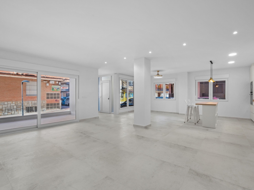 3 Bedroom 2 Bathroom Apartment - Ground Floor Apartment in Torrevieja
