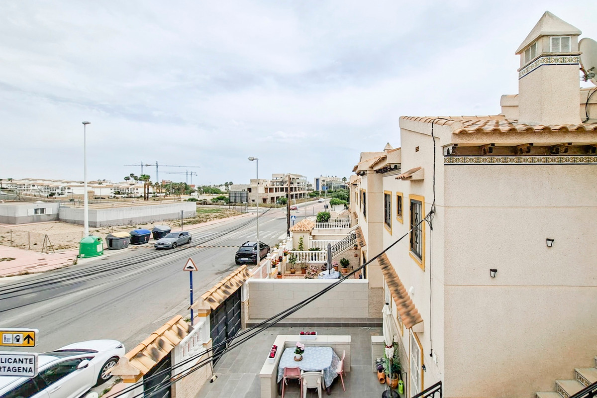 For sale - 2 Bedroom 1 Bathroom Townouse in Playa Flamenca - Orihuela Costa  - Alicante