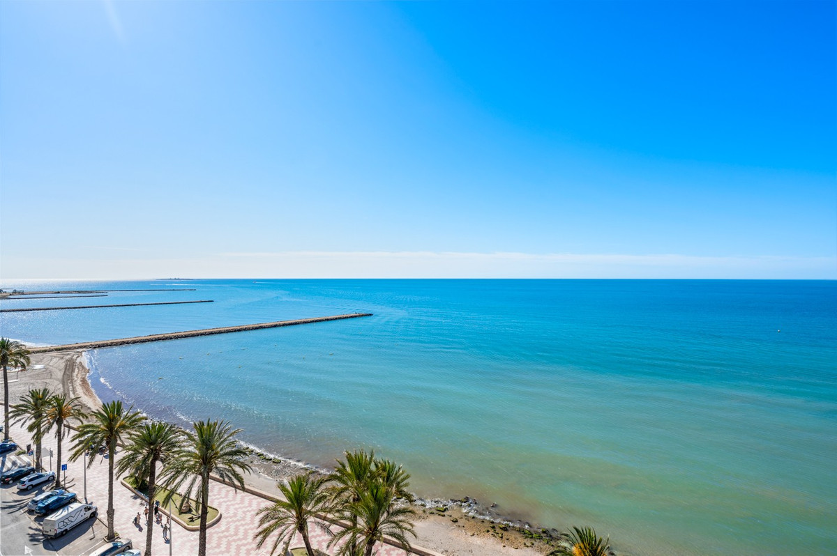 For sale - 3 Bedroom 1 Bathroom Apartment in Santa Pola - Santa Pola Centro  - Alicante