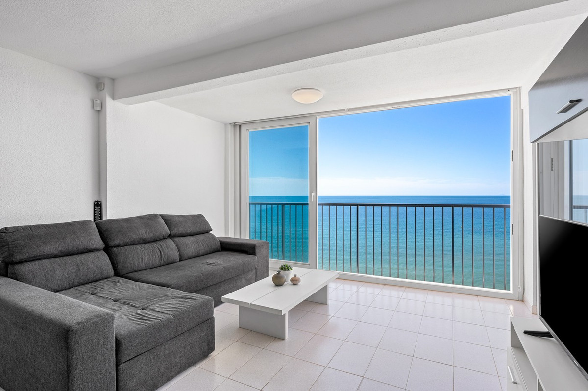 For sale - 3 Bedroom 1 Bathroom Apartment in Santa Pola - Santa Pola Centro  - Alicante