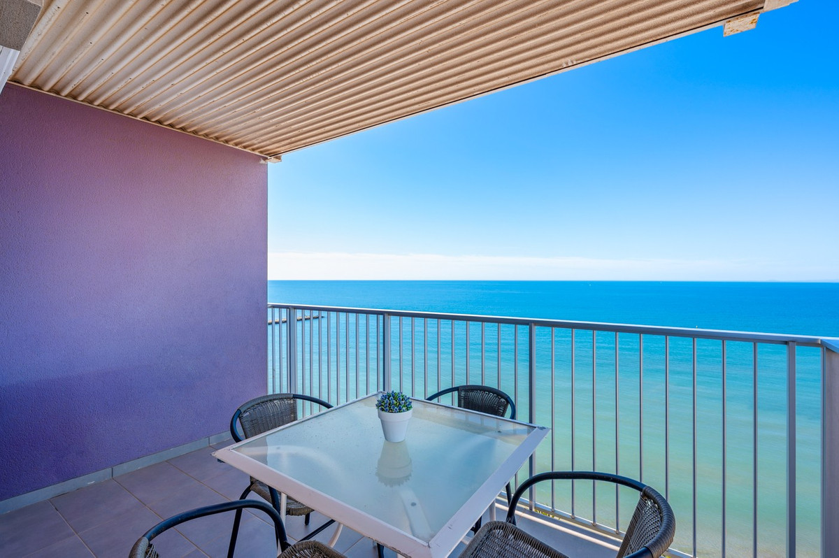 For sale - 3 Bedroom 1 Bathroom Apartment in Santa Pola - Santa Pola Centro  - Alicante