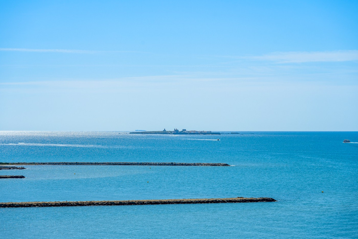 For sale - 3 Bedroom 1 Bathroom Apartment in Santa Pola - Santa Pola Centro  - Alicante