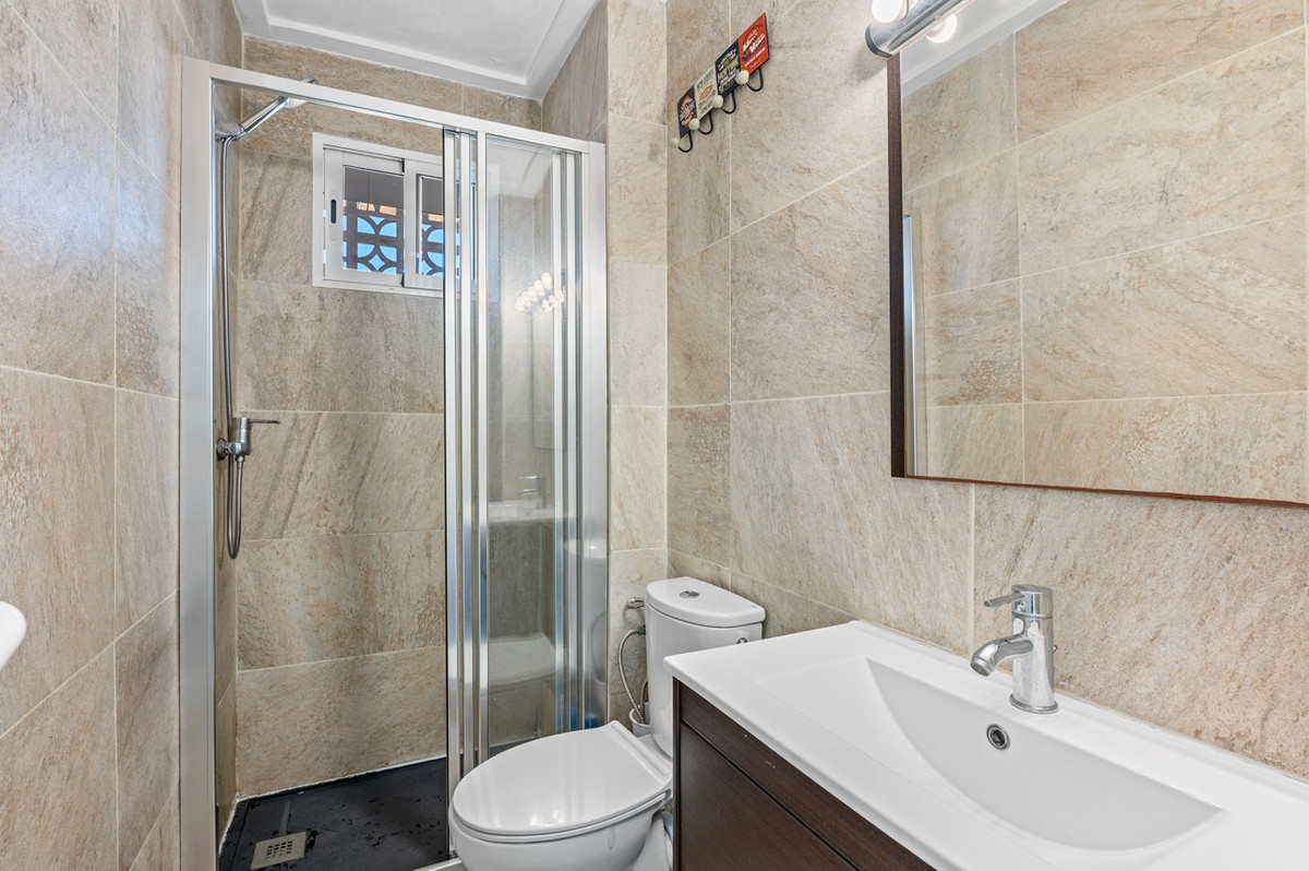 For sale - 3 Bedroom 1 Bathroom Apartment in Santa Pola - Santa Pola Centro  - Alicante